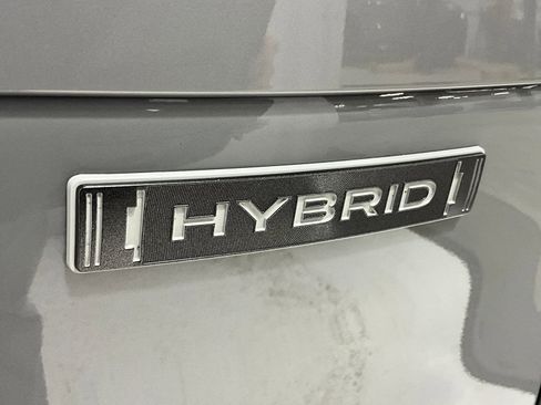 Used 2025 Subaru Forester Sport AWD/4WD image 9