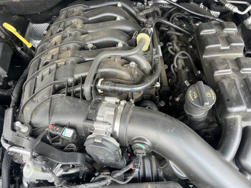 Used 2023 Dodge Durango GT AWD/4WD image 36