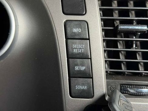 Used 2013 Toyota Sequoia Platinum AWD/4WD image 40