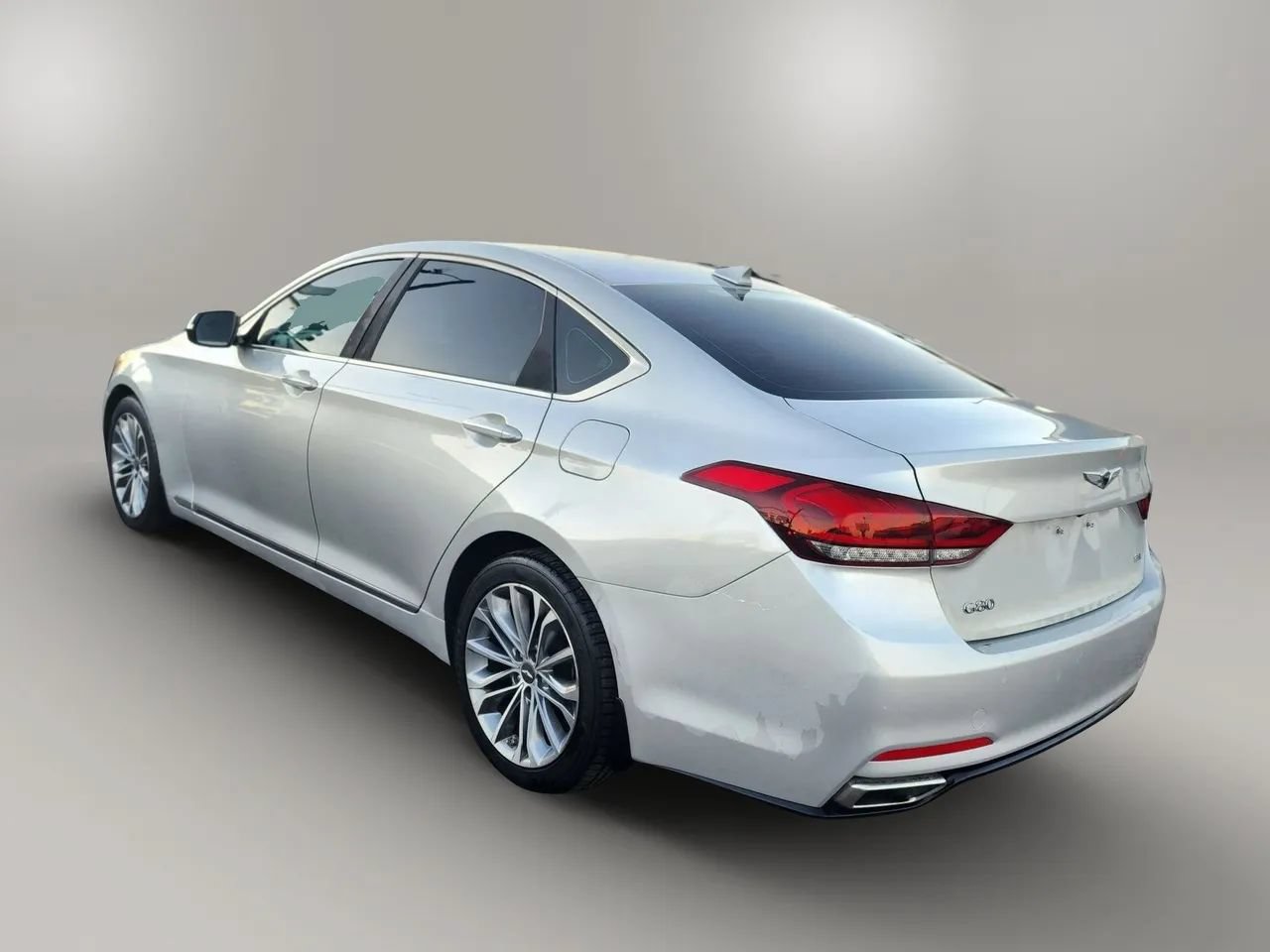 Used 2017 Genesis G80 3.8 RWD image 8