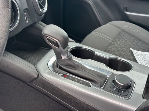 Used 2022 Chevrolet Blazer LT image 11