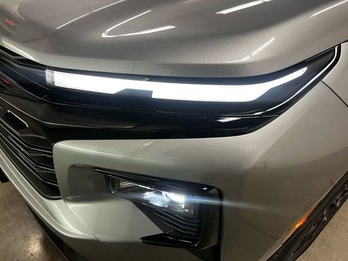 New 2026 Chevrolet Traverse LT w/ Midnight/Sport Edition image 8