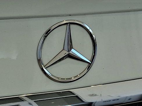 Used 2018 Mercedes-Benz C 300 4MATIC Sedan image 37
