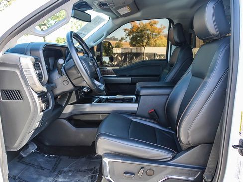 Used 2024 Ford F250 Lariat image 19