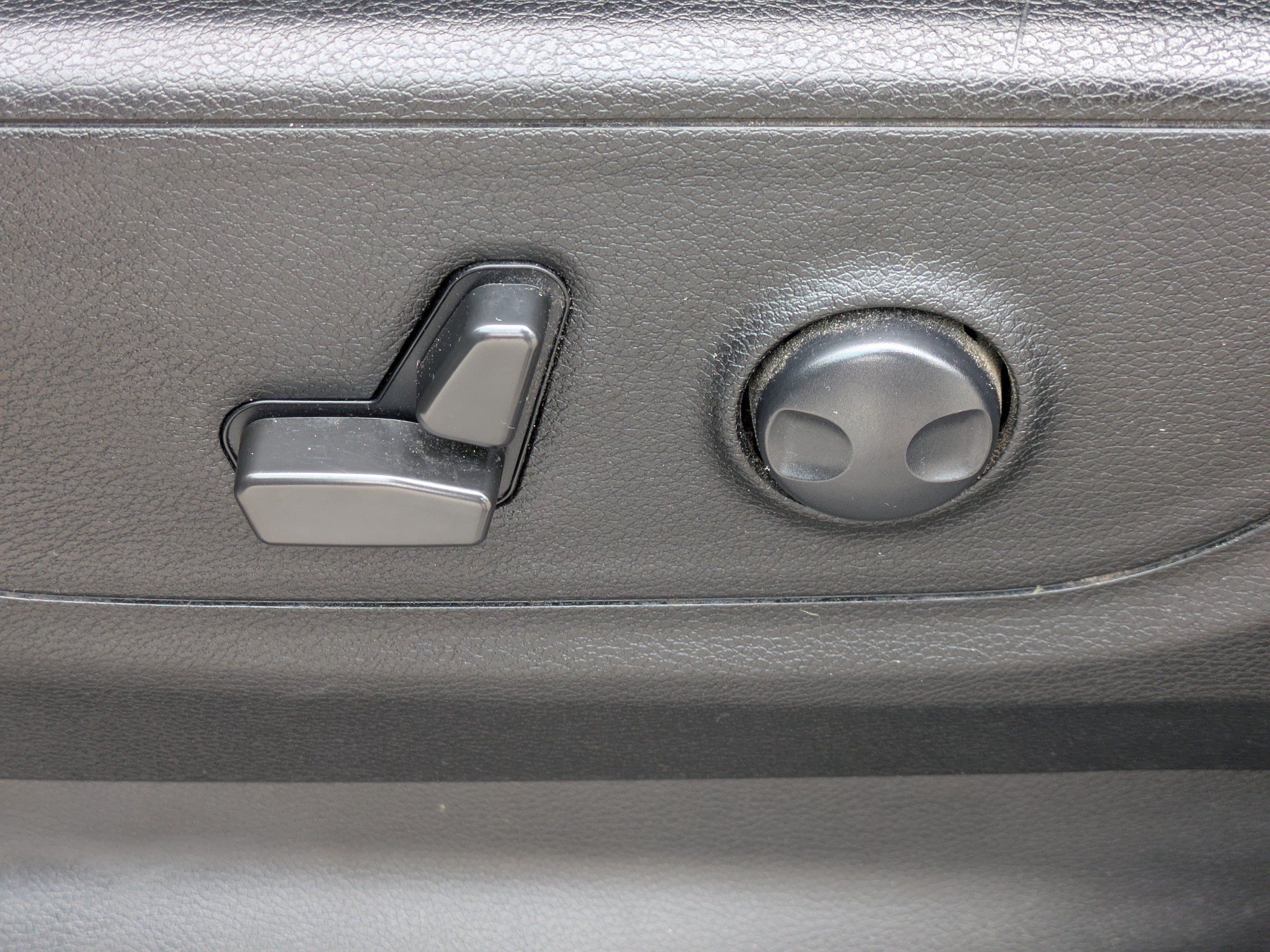 Used 2022 RAM 1500 Big Horn AWD/4WD image 19