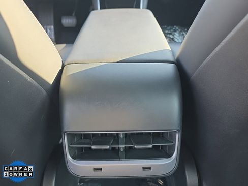 Used 2019 Tesla Model 3 Standard Range Plus image 33