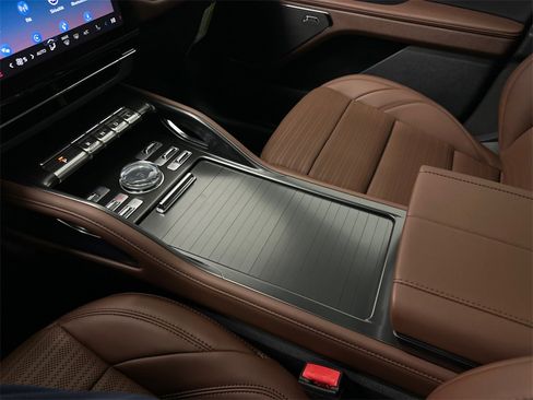 Used 2026 Lincoln Nautilus Reserve w/ Jet Appearance Package image 31