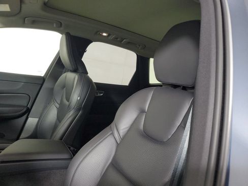 Used 2024 Volvo XC60 B5 Ultimate w/ Protection Package Premier AWD/4WD image 23