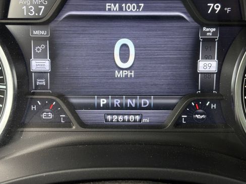 Used 2019 RAM 1500 Laramie AWD/4WD image 7