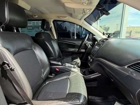 Used 2018 Dodge Journey Crossroad AWD/4WD image 13