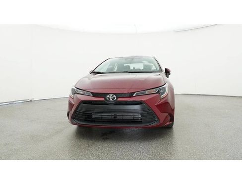 Used 2026 Toyota Corolla LE FWD image 36