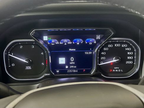 Used 2022 GMC Sierra 3500 Denali w/ Denali Ultimate Package image 11