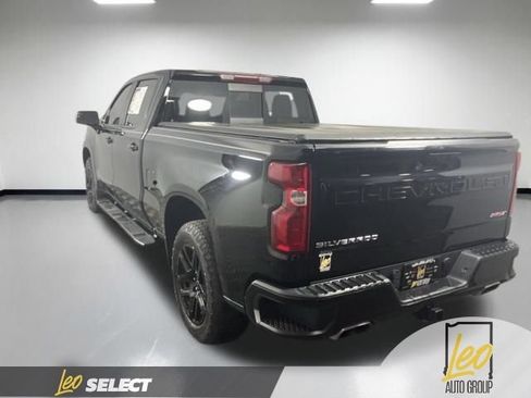 Used 2023 Chevrolet Silverado 1500 RST w/ Convenience Package II AWD/4WD image 4