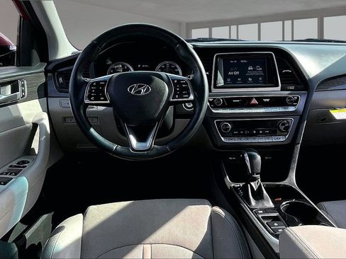 Used 2018 Hyundai Sonata Limited image 5