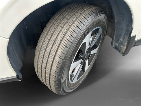 Used 2018 Subaru Forester 2.5i w/ Alloy Wheel Package image 9
