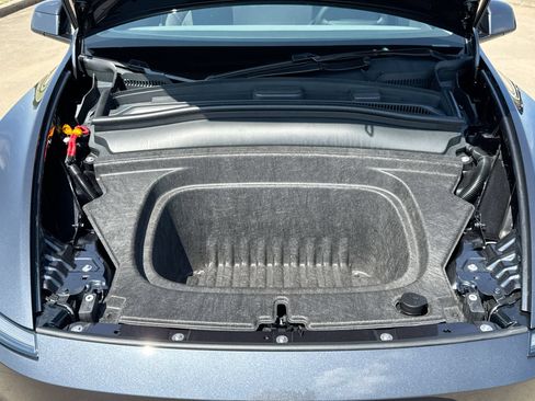 Used 2026 Tesla Model Y AWD image 24