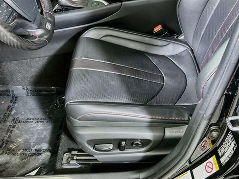 Used 2019 Lexus UX 200 F Sport w/ F Sport Premium Package FWD image 18