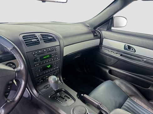 Used 2005 Ford Thunderbird RWD image 21