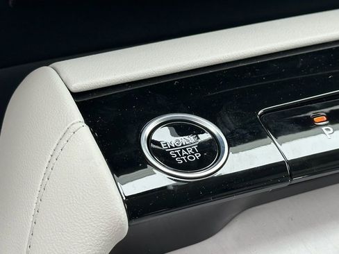 New 2026 Lincoln Navigator Reserve AWD/4WD image 12