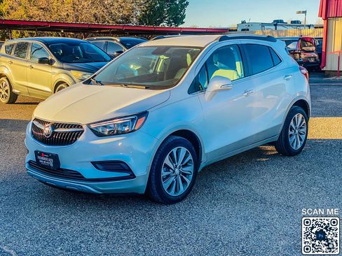 Used 2019 Buick Encore Preferred image 4