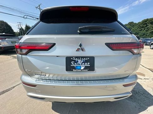 Used 2024 Mitsubishi Outlander SE AWD/4WD image 34