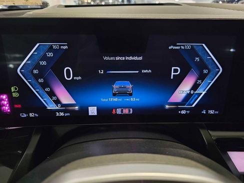 Used 2025 BMW i5 xDrive40 w/ Premium Package image 27