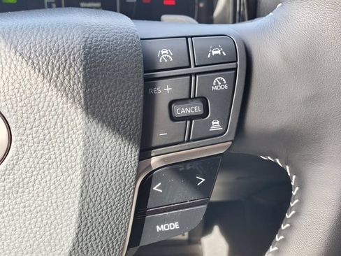 Used 2026 Toyota Camry SE FWD image 21