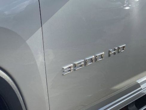 Used 2020 Chevrolet Silverado 3500 LTZ w/ LTZ Premium Package image 28