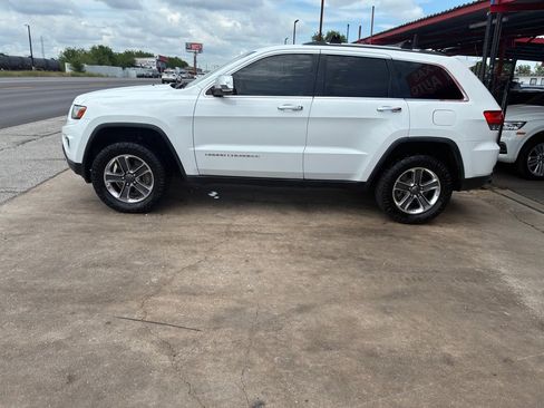 Used 2014 Jeep Grand Cherokee Limited w/ Luxury Group II AWD/4WD image 21