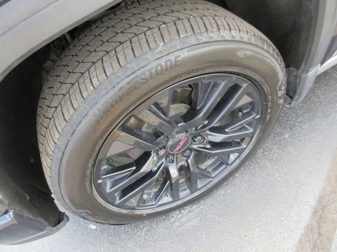 Certified 2023 GMC Sierra 1500 Denali AWD/4WD image 13