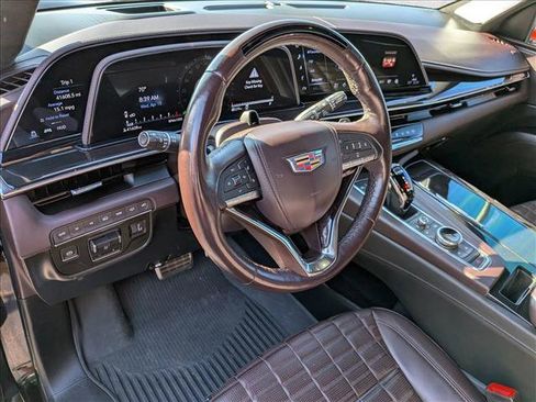 Used 2023 Cadillac Escalade Premium Luxury Platinum w/ LPO, Floor Liner Package AWD/4WD image 10