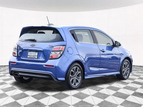 Used 2019 Chevrolet Sonic LT w/ Convenience Package FWD image 11