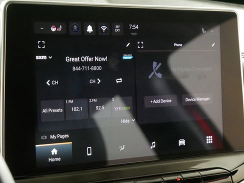 Used 2024 Jeep Compass Limited image 31