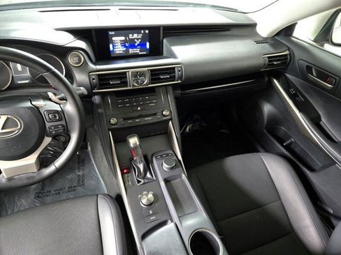 Certified 2020 Lexus IS 300 image 18