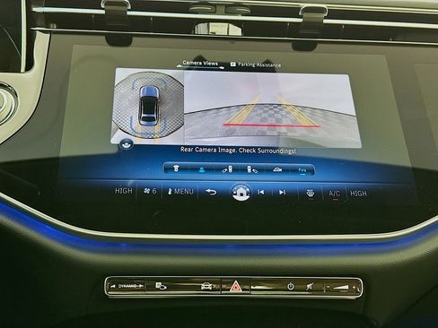 Used 2024 Mercedes-Benz E 350 4MATIC Sedan image 16