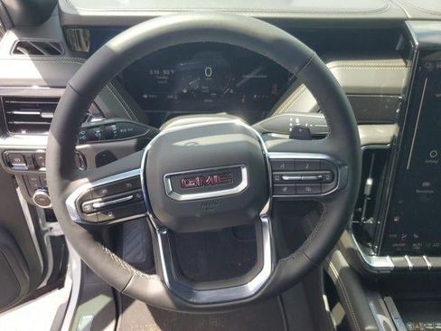 New 2026 GMC Yukon Elevation AWD/4WD image 24