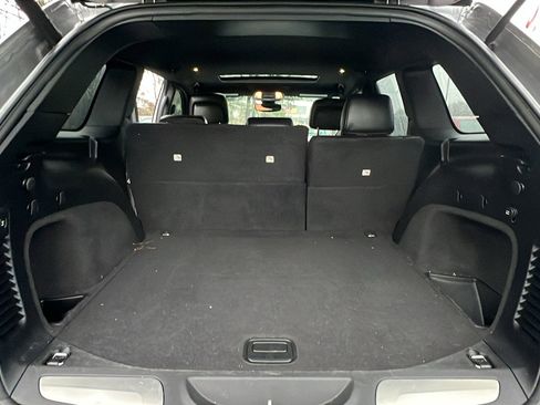 Used 2019 Jeep Grand Cherokee Limited image 13