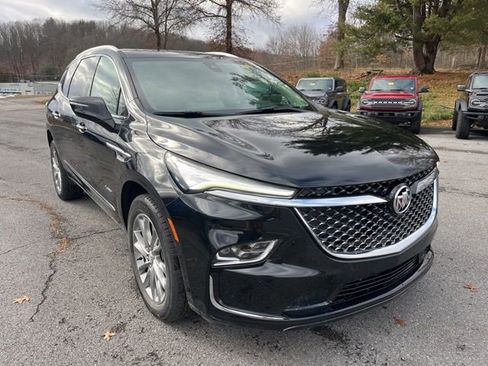 Used 2023 Buick Enclave Avenir w/ Avenir Technology Package image 3