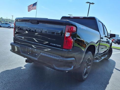 Used 2025 Chevrolet Silverado 1500 Custom w/ LPO, Dark Essentials Package AWD/4WD image 33