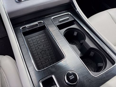 Used 2026 Lincoln Aviator AWD image 35