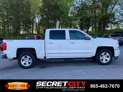 Used 2017 Chevrolet Silverado 1500 LTZ Z71 w/ LTZ Plus Package image 5