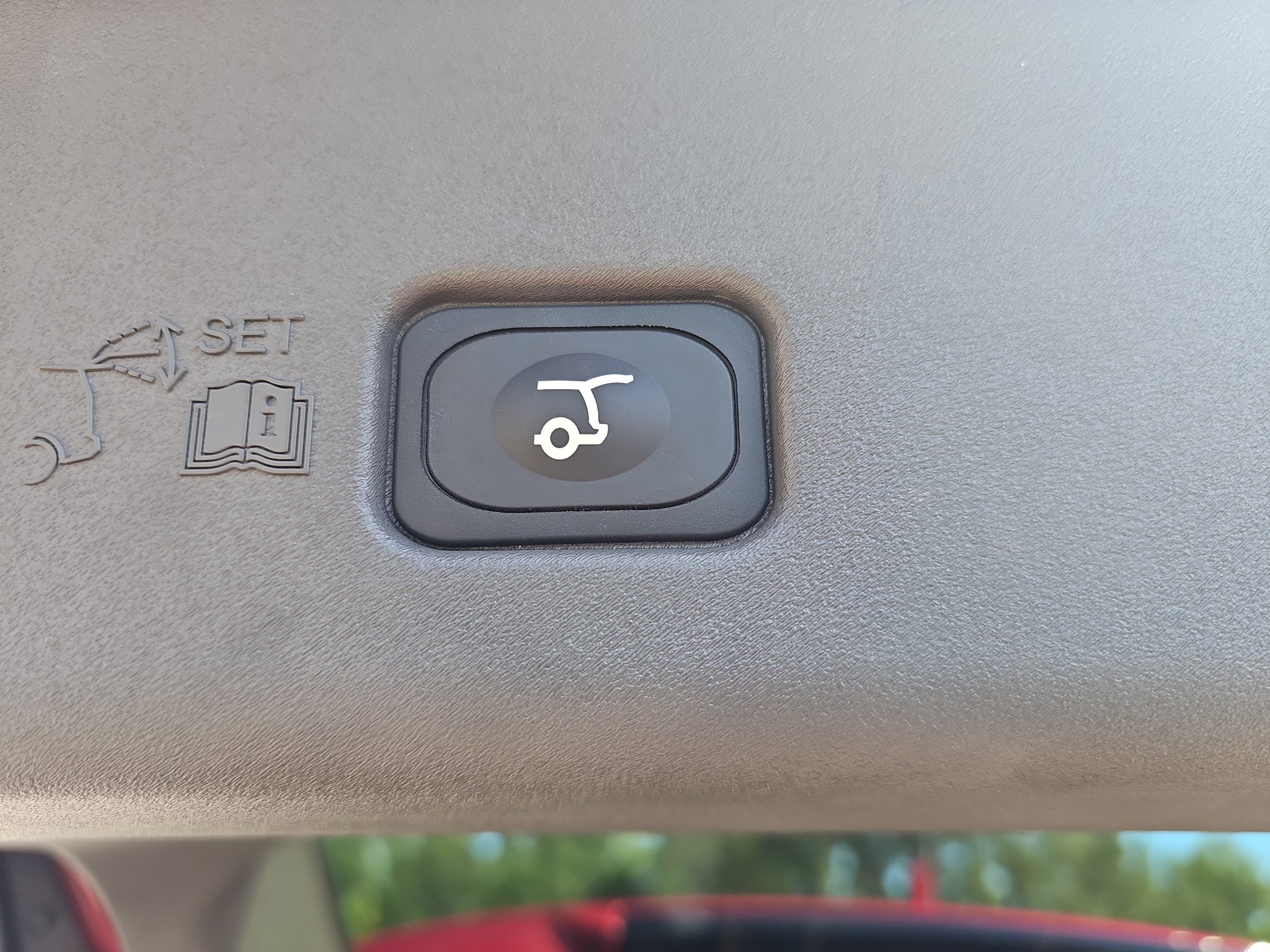 Used 2024 Lincoln Nautilus Premier AWD/4WD image 23