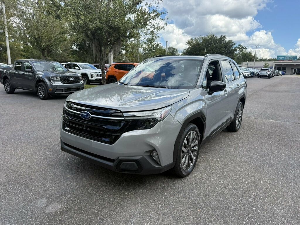 Used 2025 Subaru Forester Touring AWD/4WD image 1