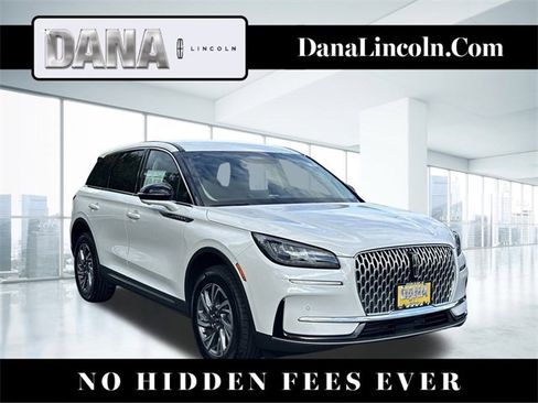 Certified 2024 Lincoln Corsair AWD w/ Equipment Group 101A image 1