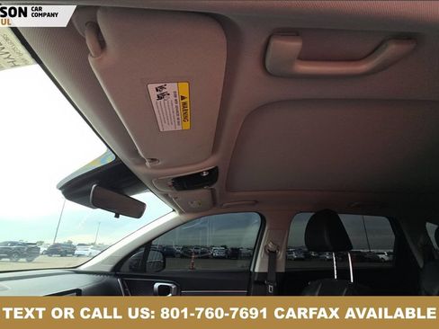 Used 2024 Kia Sorento S w/ Panoramic Sunroof Package AWD/4WD image 9