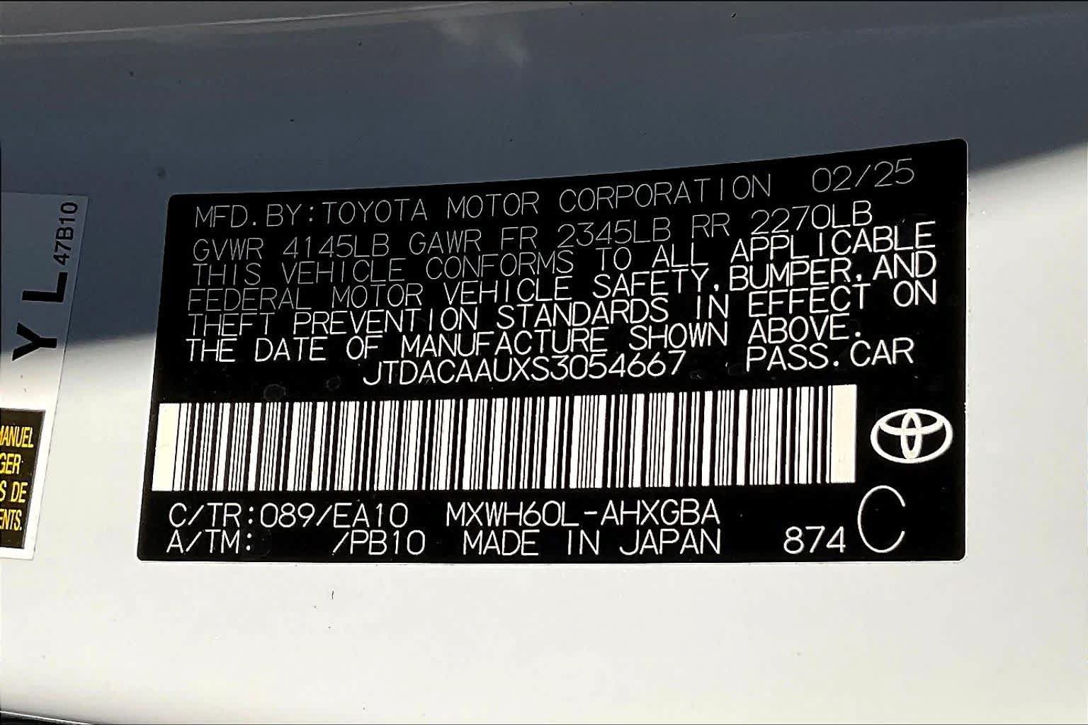 Used 2025 Toyota Prius XLE FWD image 33