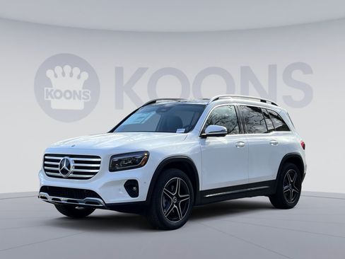 Certified 2026 Mercedes-Benz GLB 250 4MATIC image 1