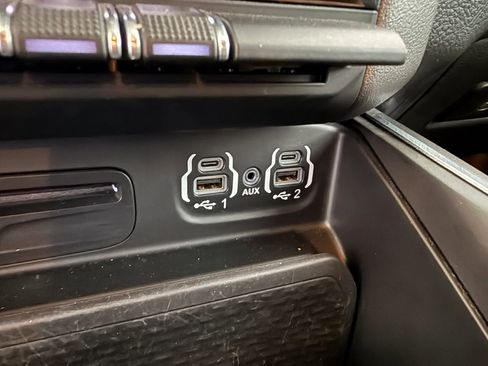 Used 2019 RAM 1500 Big Horn AWD/4WD image 43