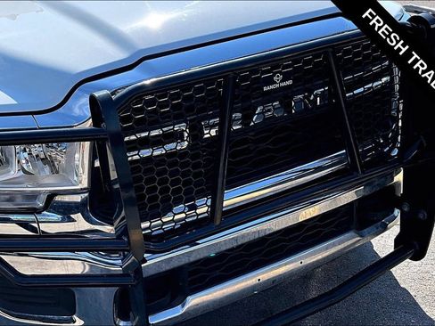 Used 2024 RAM 3500 Tradesman w/ Chrome Appearance Group AWD/4WD image 31