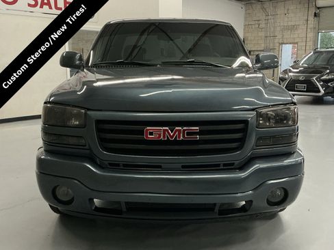 Used 2006 GMC Sierra 1500 SL image 2